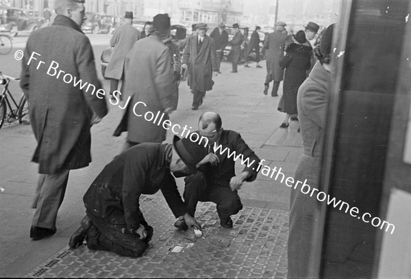 O'CONNELL STREET MENDING FOOTPATHS